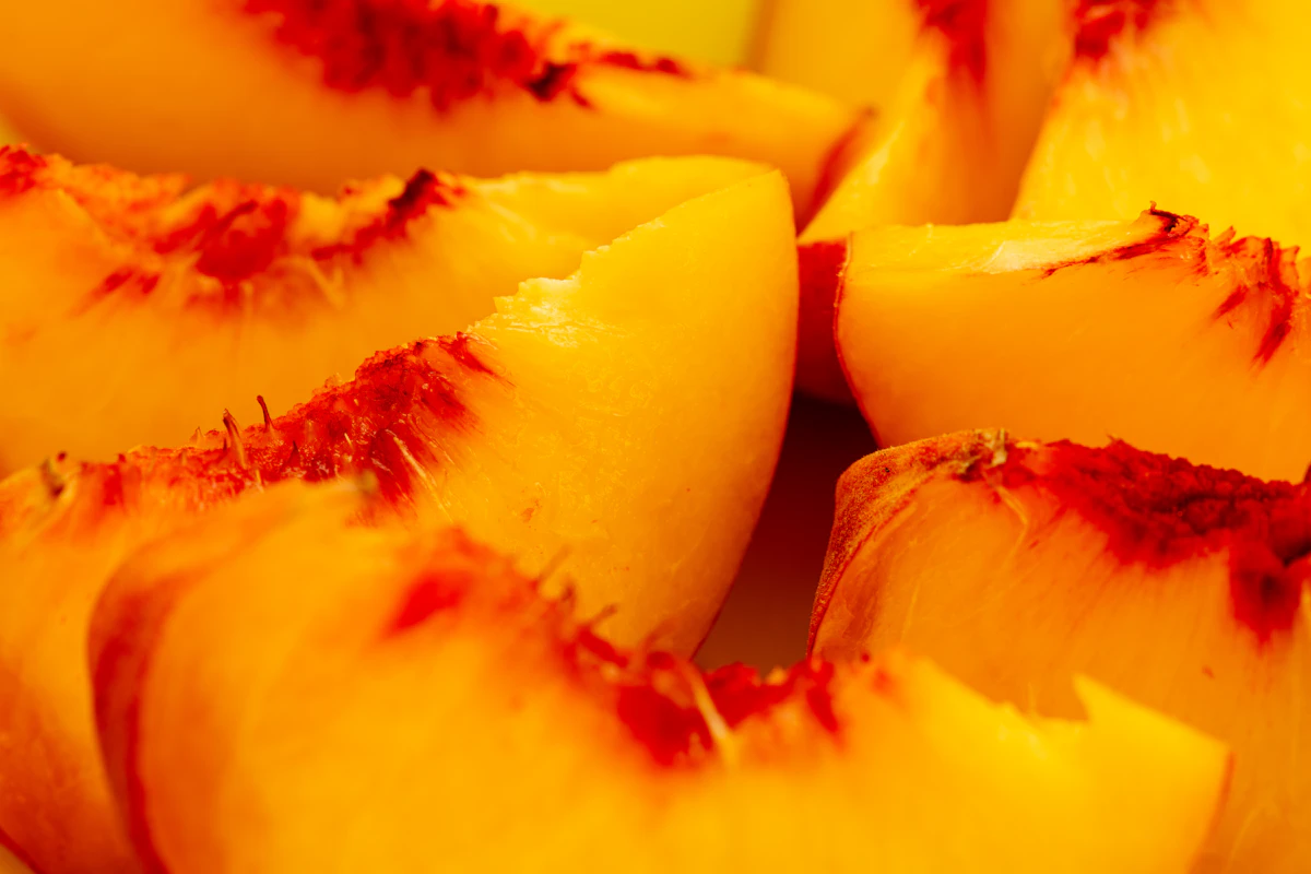 Fresh sliced peaches for homemade peach oolong tea